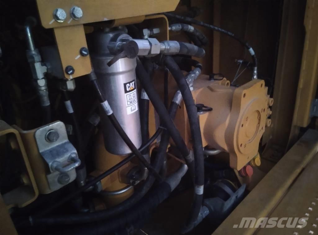 CAT 395 (Saudi Arabia) 大型油圧ショベル12t以上（パワーショベル・ユンボ）