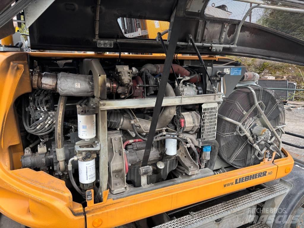 Liebherr A 914 ホイール式油圧ショベル（パワーショベル・ユンボ・バックホー）