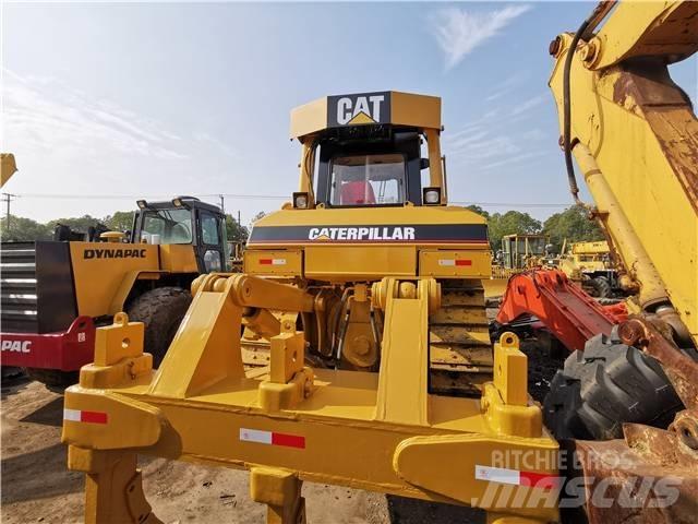 CAT D 7 R ブルドーザー