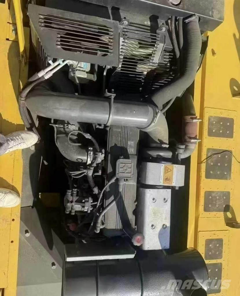 Komatsu PC 350 大型油圧ショベル12t以上（パワーショベル・ユンボ）