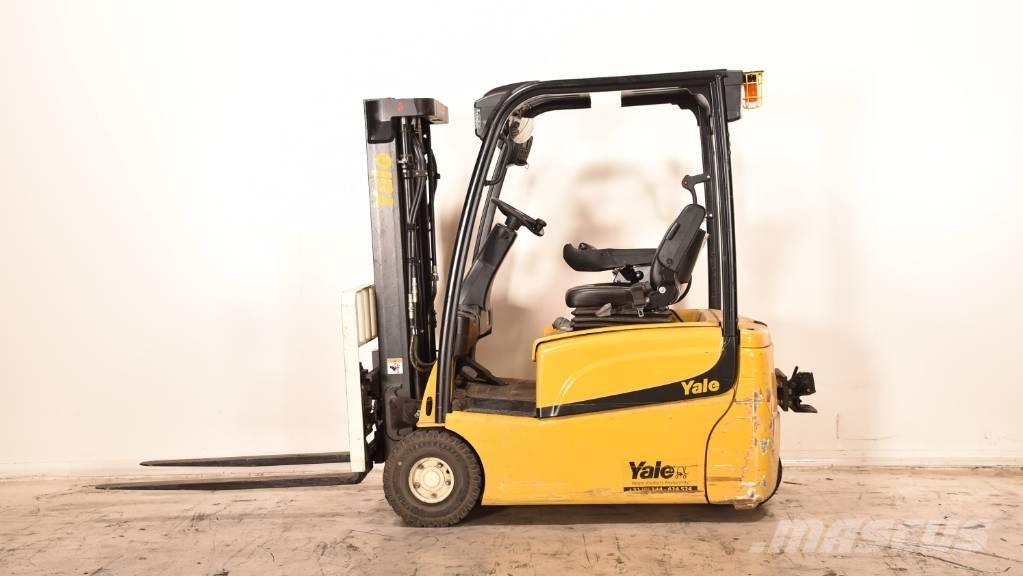 Yale ERP16VT-MWB リーチフォークリフト