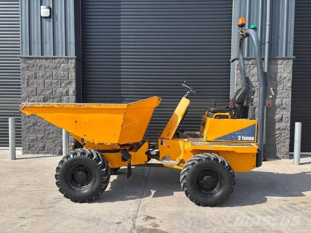 Thwaites 3 ton サイト　ダンプ