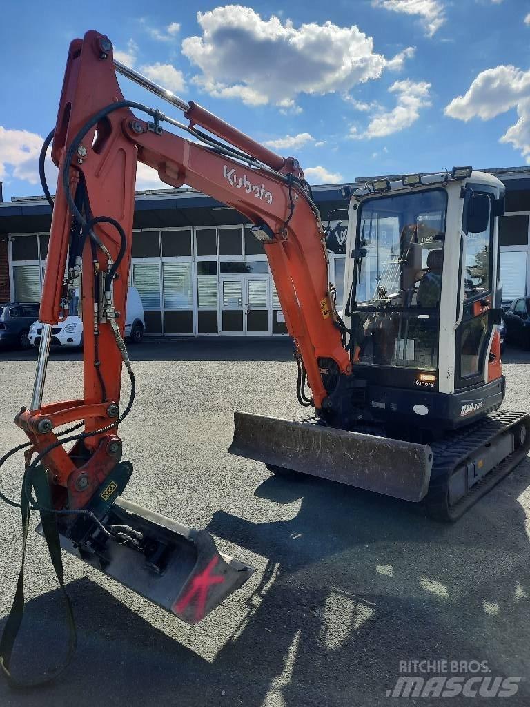 Kubota U 30-3 ミニ油圧ショベル 7t以下（ミニユンボ・ミニディガー）