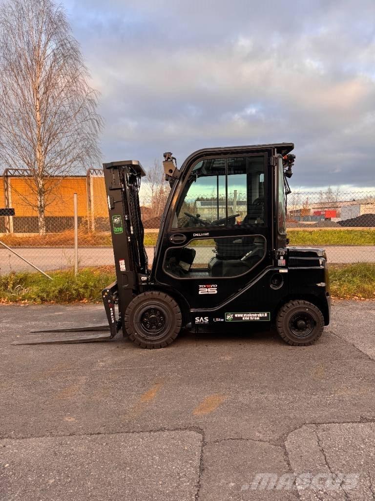 Toyota 52-8 FDF 25 ディーゼル・軽油