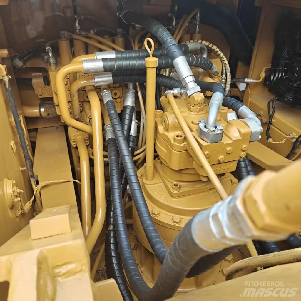 CAT 326DL 大型油圧ショベル12t以上（パワーショベル・ユンボ）