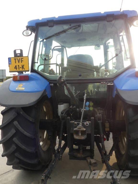 New Holland T5060 トラクター