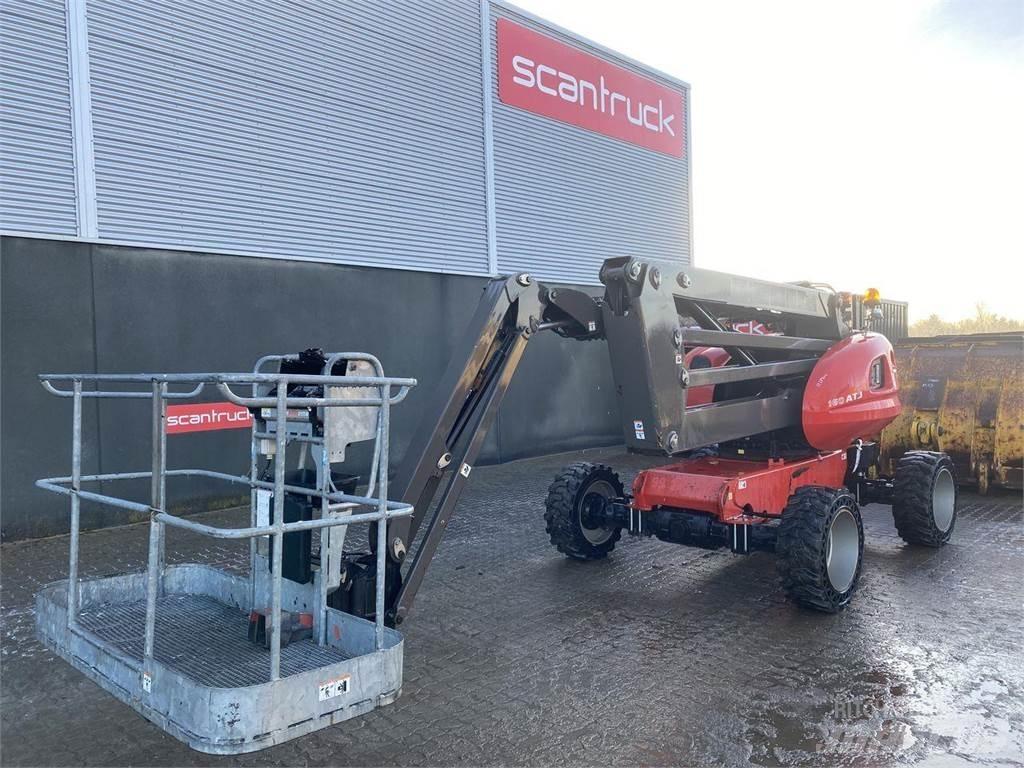 Manitou 160ATJ RC ブームリフト　屈伸型