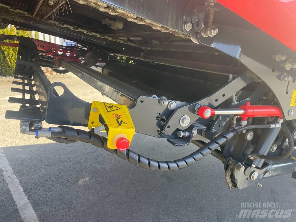 Pöttinger Jumbo 7470 セルフローディングトレーラー