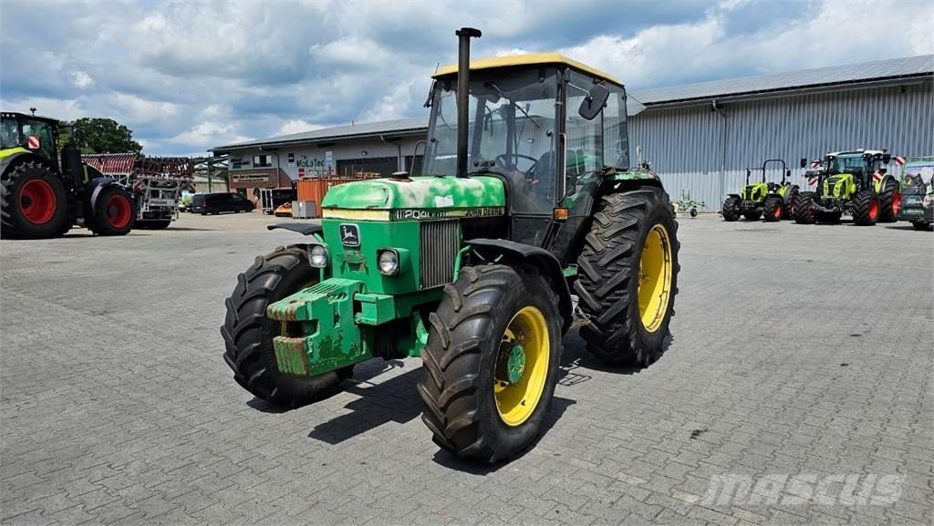 John Deere 2040A トラクター