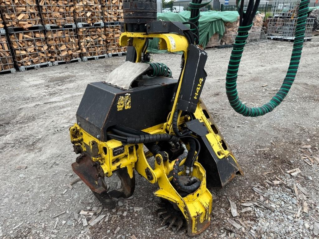 John Deere 1270 G ハーベスター