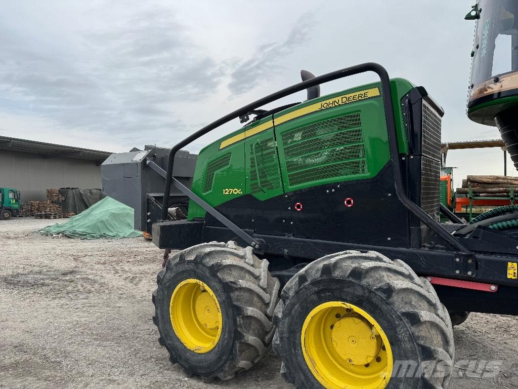 John Deere 1270 G ハーベスター