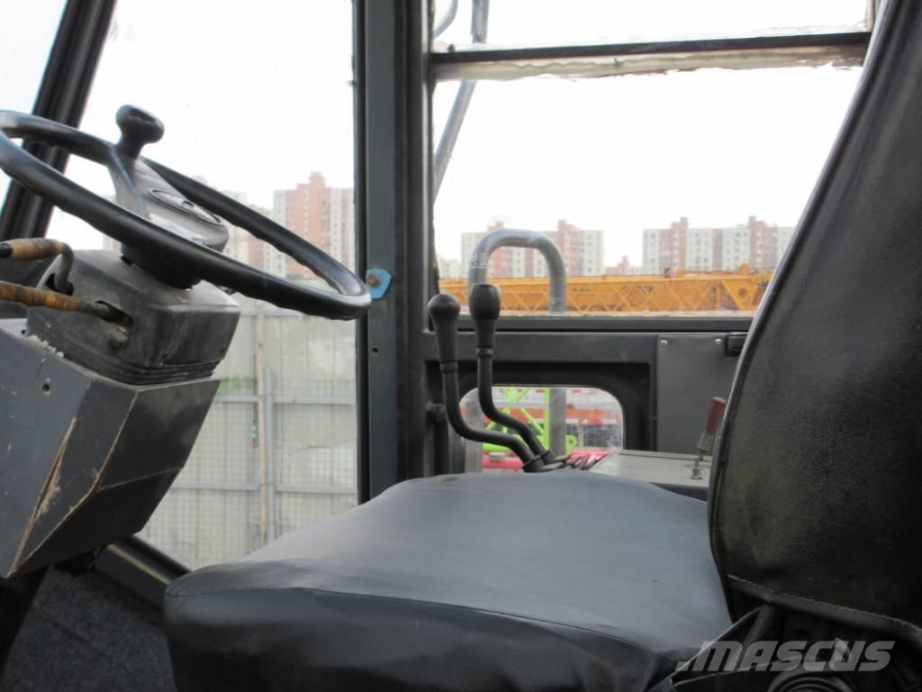 Dynapac CA 30 D 振動ローラ