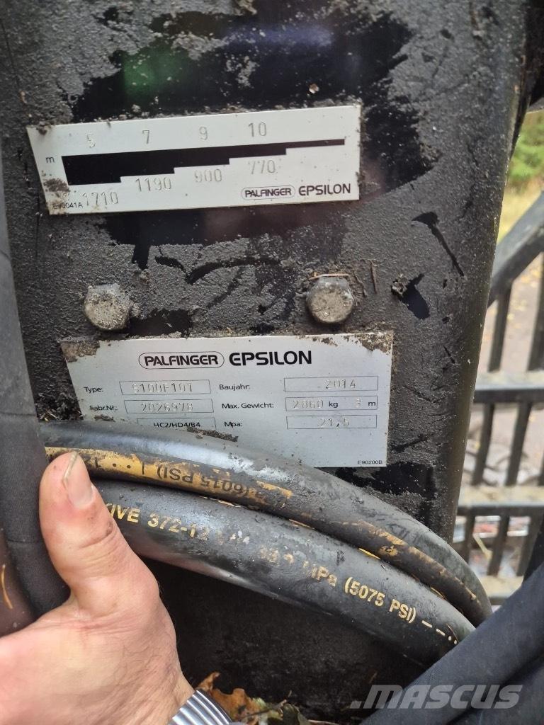 John Deere 1110 E フォワーダー