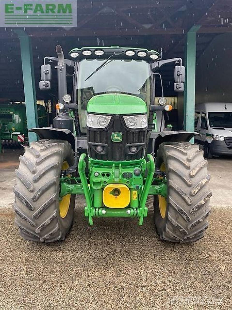 John Deere 6155r トラクター