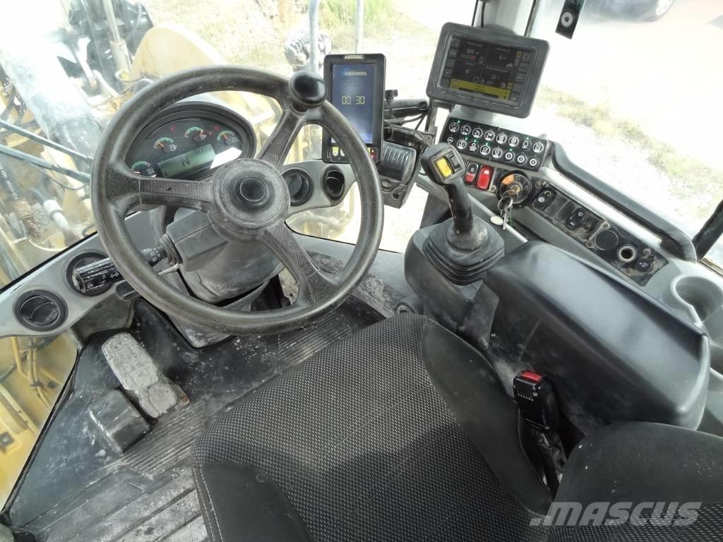 CAT 938 M ホイールローダー・タイヤショベル