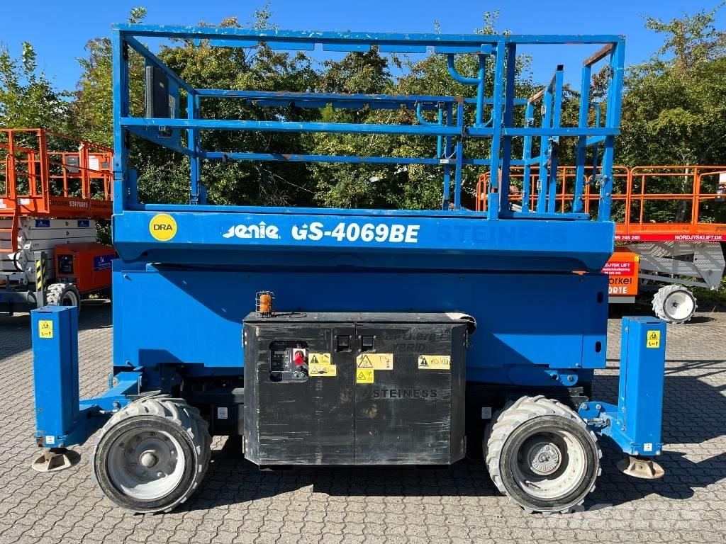 Genie GS 4069 BE シザースリフト