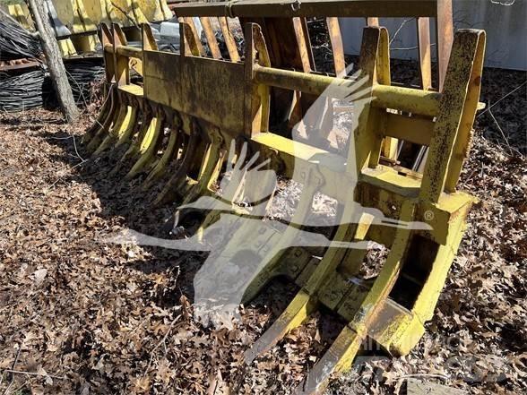 Komatsu D65PX スカリファイヤ