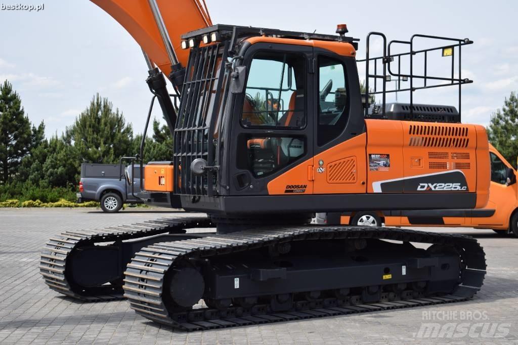 Doosan DX 225 LC-5 大型油圧ショベル12t以上（パワーショベル・ユンボ）