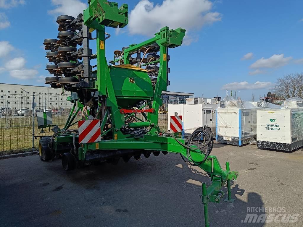 John Deere 750 A ドリル