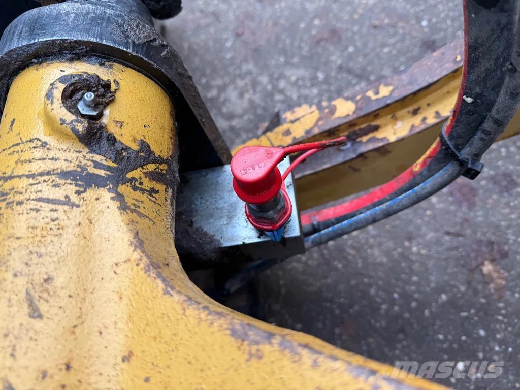 CAT 908H ホイールローダー・タイヤショベル