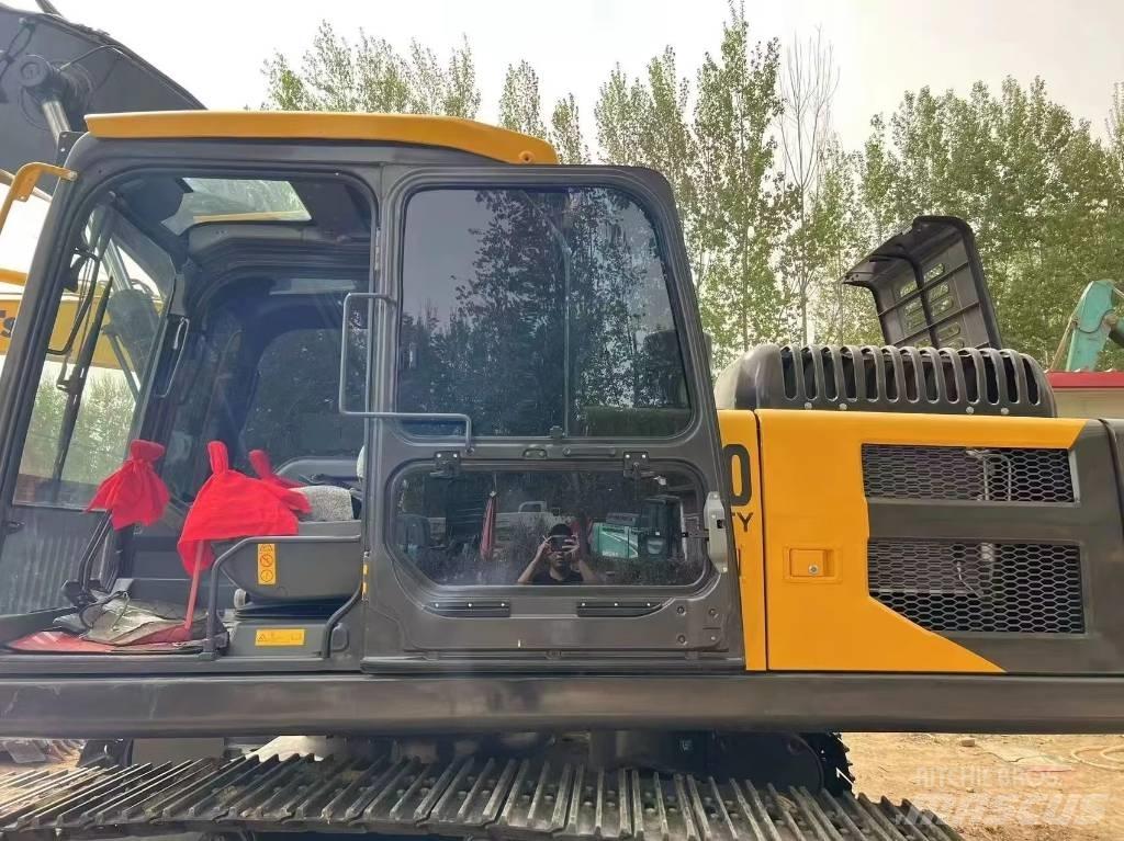 Volvo EC 210 D 大型油圧ショベル12t以上（パワーショベル・ユンボ）