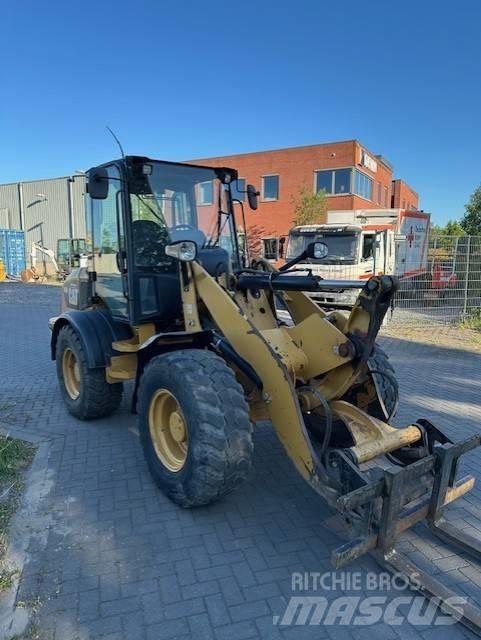 CAT 908 H ホイールローダー・タイヤショベル