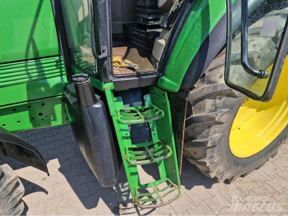 John Deere 6520 トラクター
