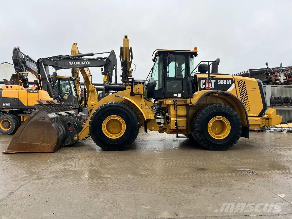 CAT 966 M ホイールローダー・タイヤショベル