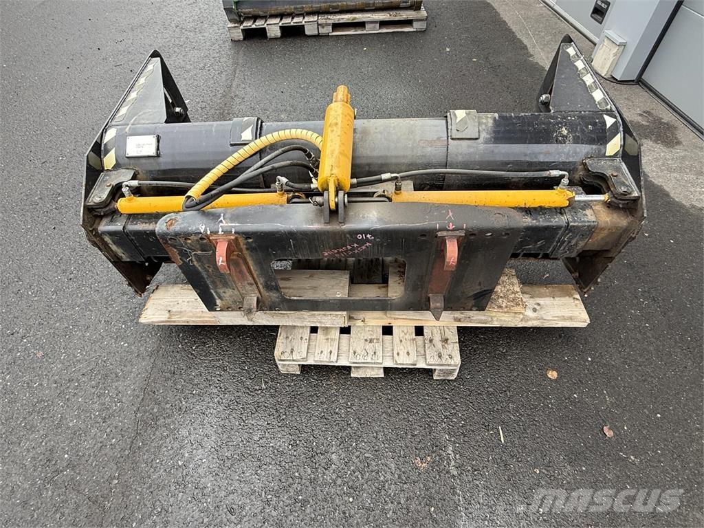 Skaala L19-30 スノーブレードとプラウ