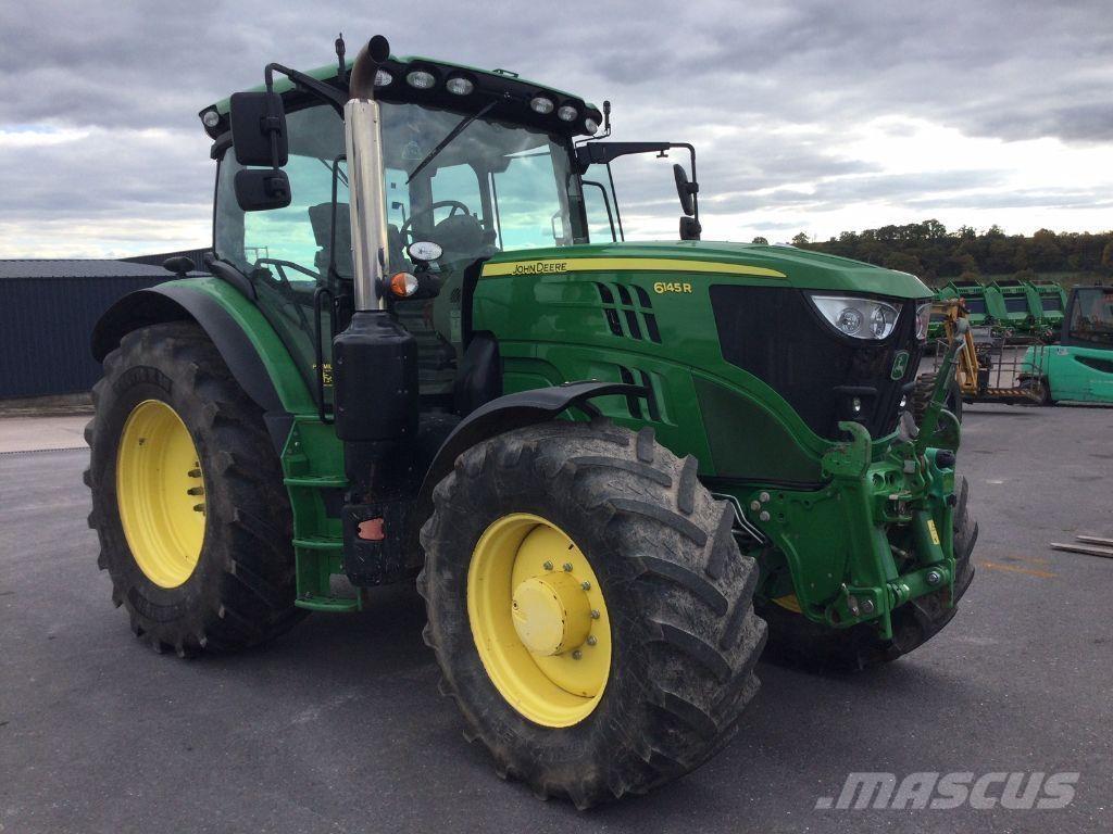 John Deere 6145R トラクター