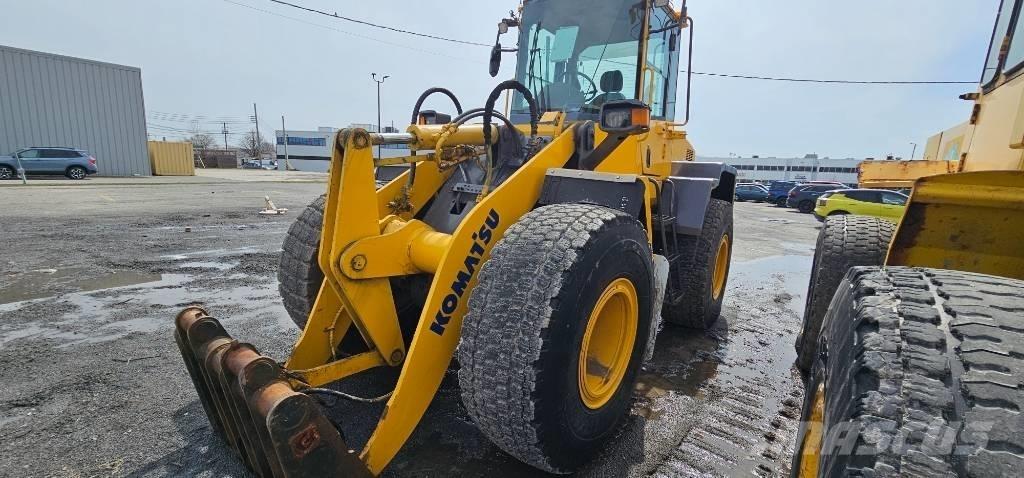 Komatsu WA 200 ホイールローダー・タイヤショベル