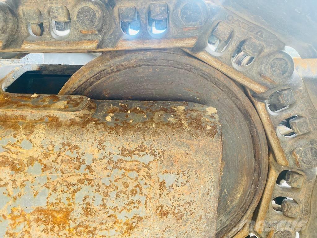 Volvo EC 180 E 大型油圧ショベル12t以上（パワーショベル・ユンボ）