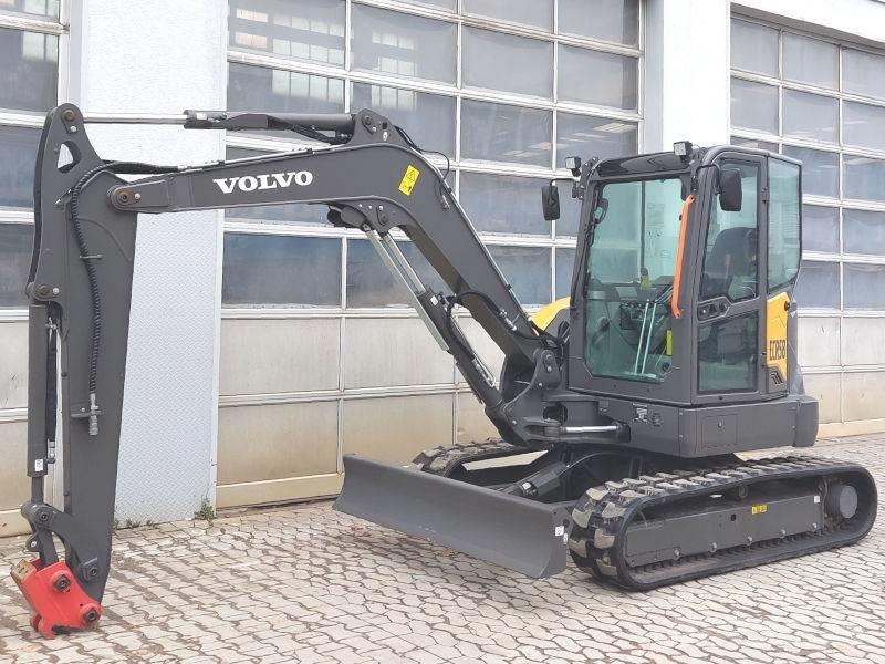 Volvo ECR 58 F ミニ油圧ショベル 7t以下（ミニユンボ・ミニディガー）