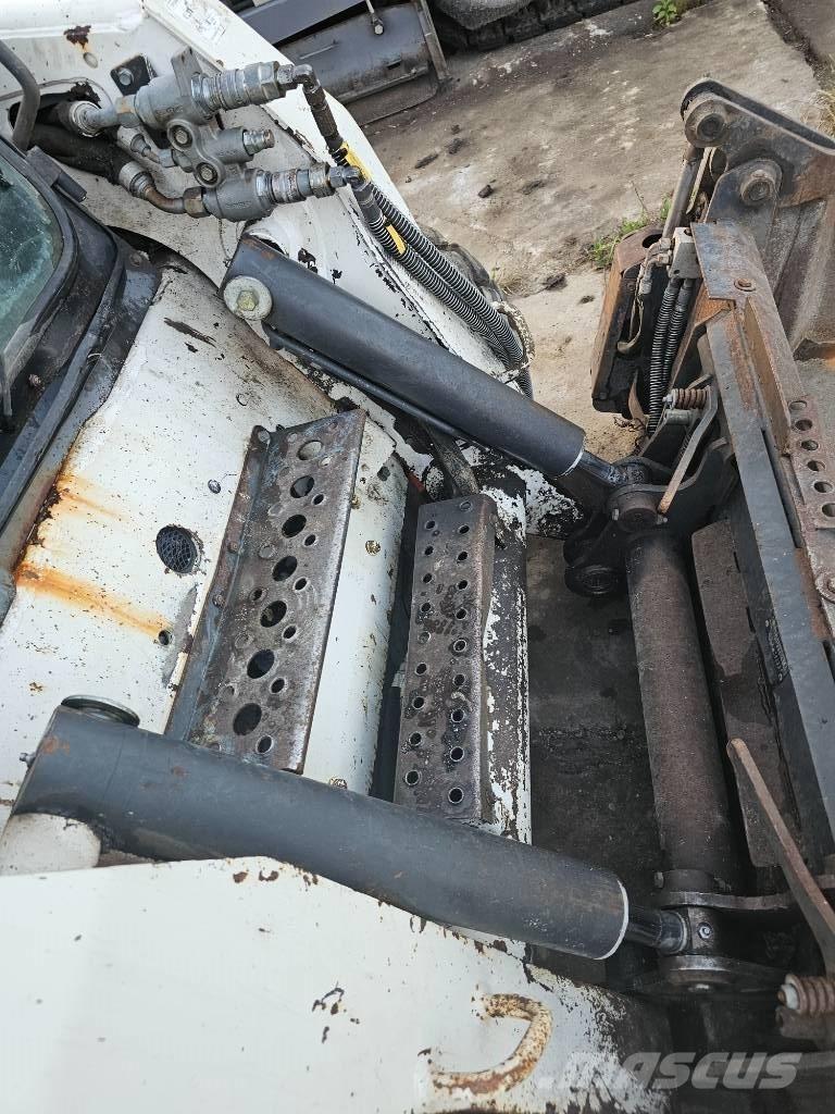 Bobcat S 250 ホイールローダー・タイヤショベル