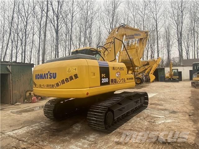 Komatsu PC 200-7 大型油圧ショベル12t以上（パワーショベル・ユンボ）