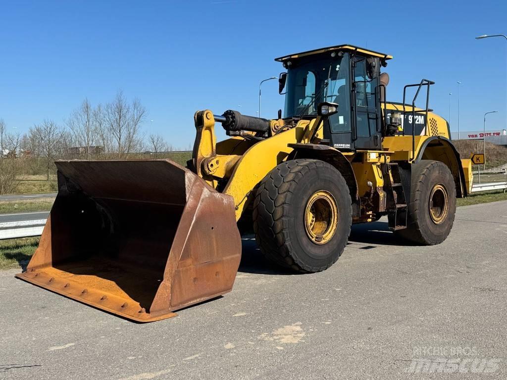 CAT 972M ホイールローダー・タイヤショベル
