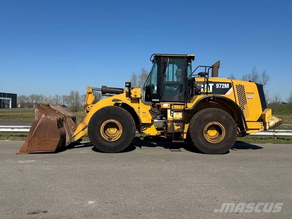 CAT 972M ホイールローダー・タイヤショベル
