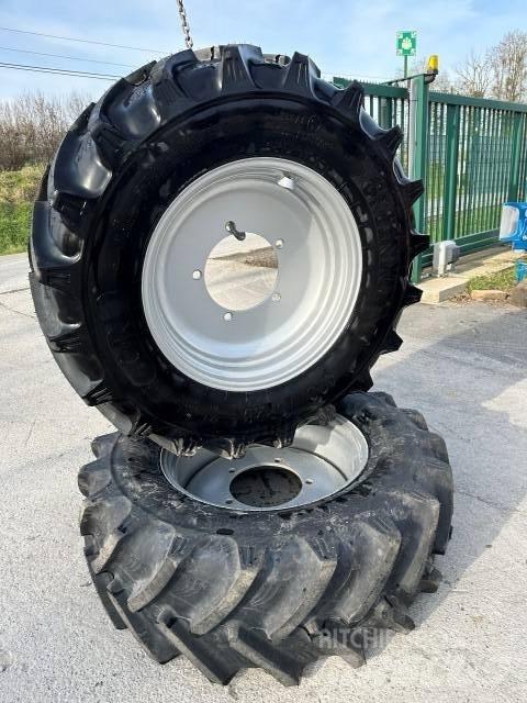  GREENEX 320/70R28 タイヤ、ホイル、リム