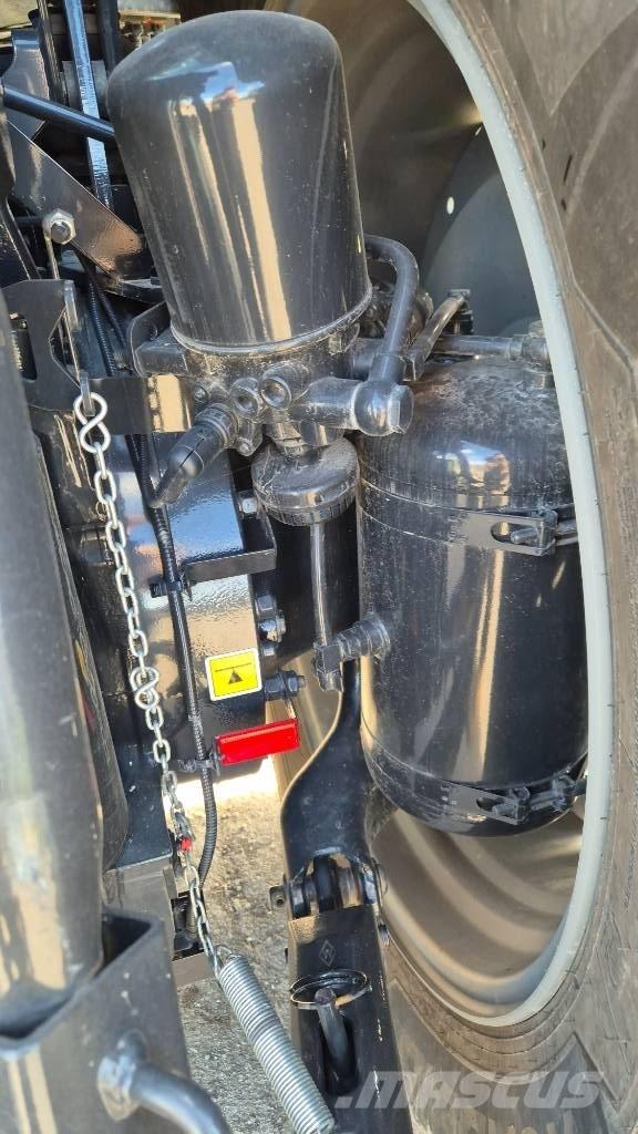 Deutz-Fahr 7250 TTV トラクター