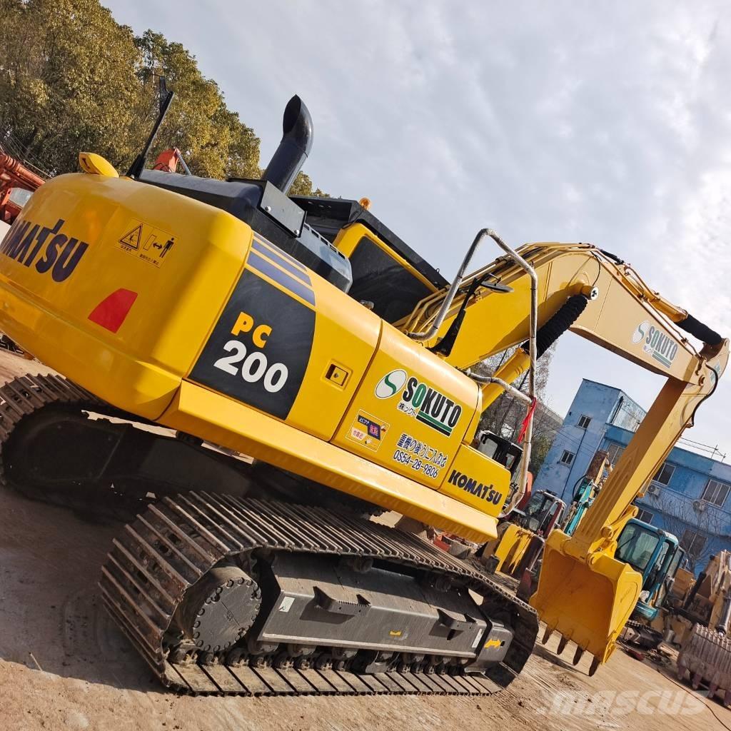 Komatsu PC 200-8 大型油圧ショベル12t以上（パワーショベル・ユンボ）