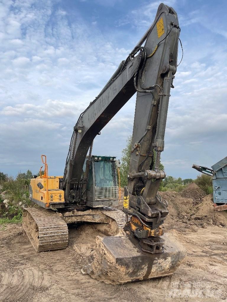 Volvo EC 210 C L 大型油圧ショベル12t以上（パワーショベル・ユンボ）
