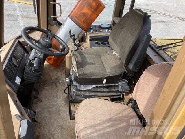 CAT 924 F ホイールローダー・タイヤショベル