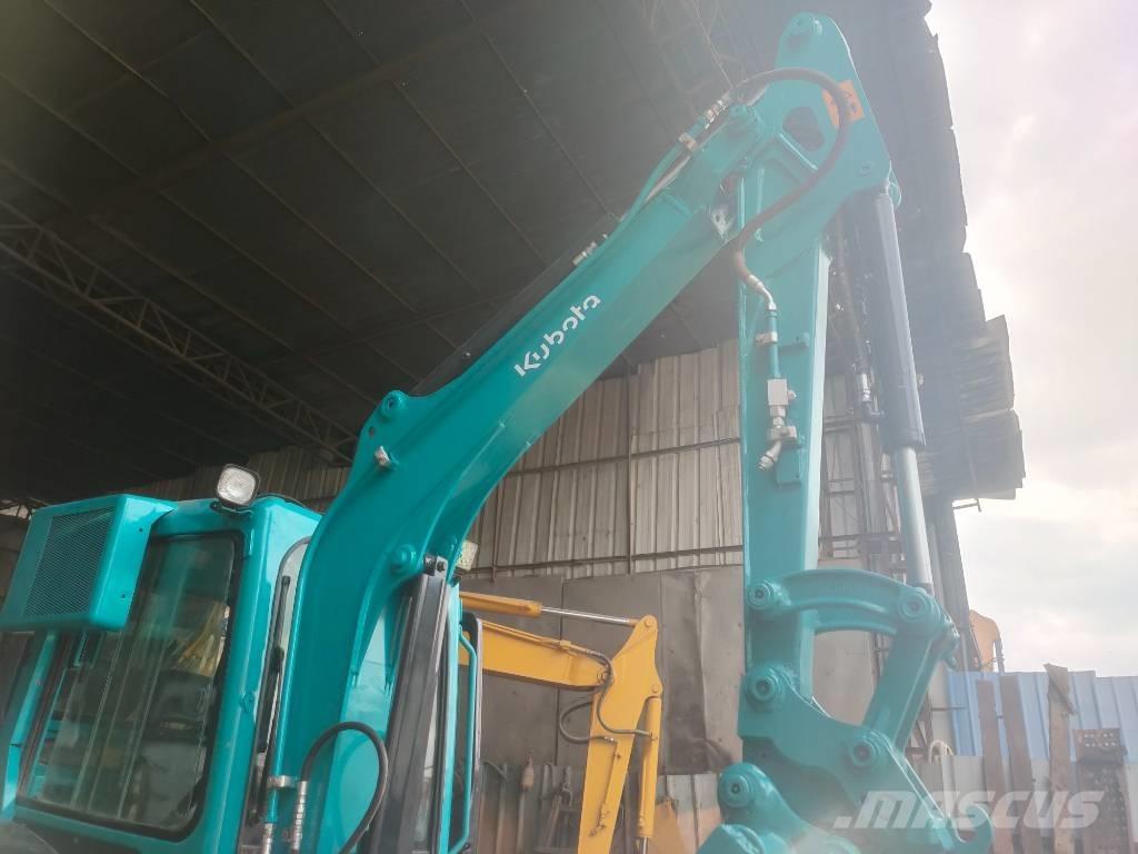 Kubota U 35 大型油圧ショベル12t以上（パワーショベル・ユンボ）