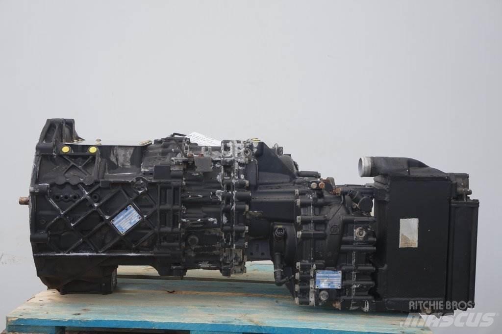 ZF 12AS2131DD+INT ギアボックス