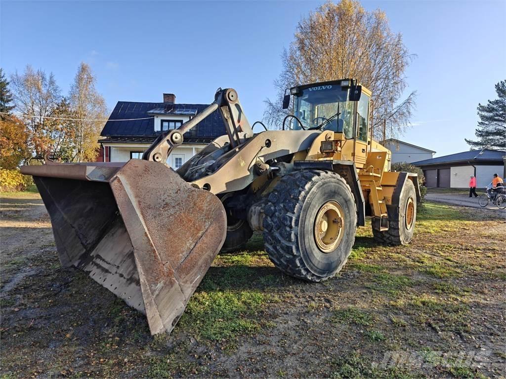 Volvo L180C ホイールローダー・タイヤショベル