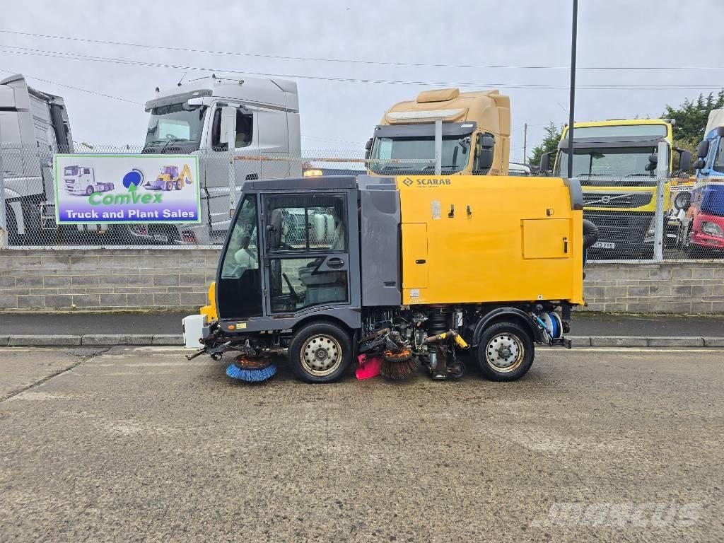 Scarab M25H 路面清掃機