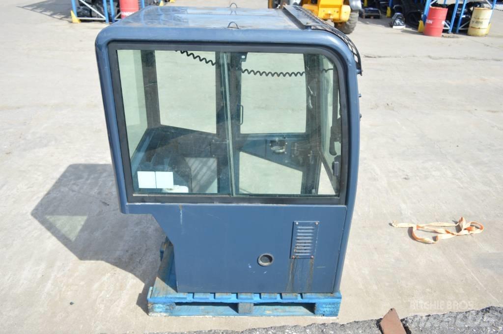 Hanix H 22 cab ミニ油圧ショベル 7t以下（ミニユンボ・ミニディガー）