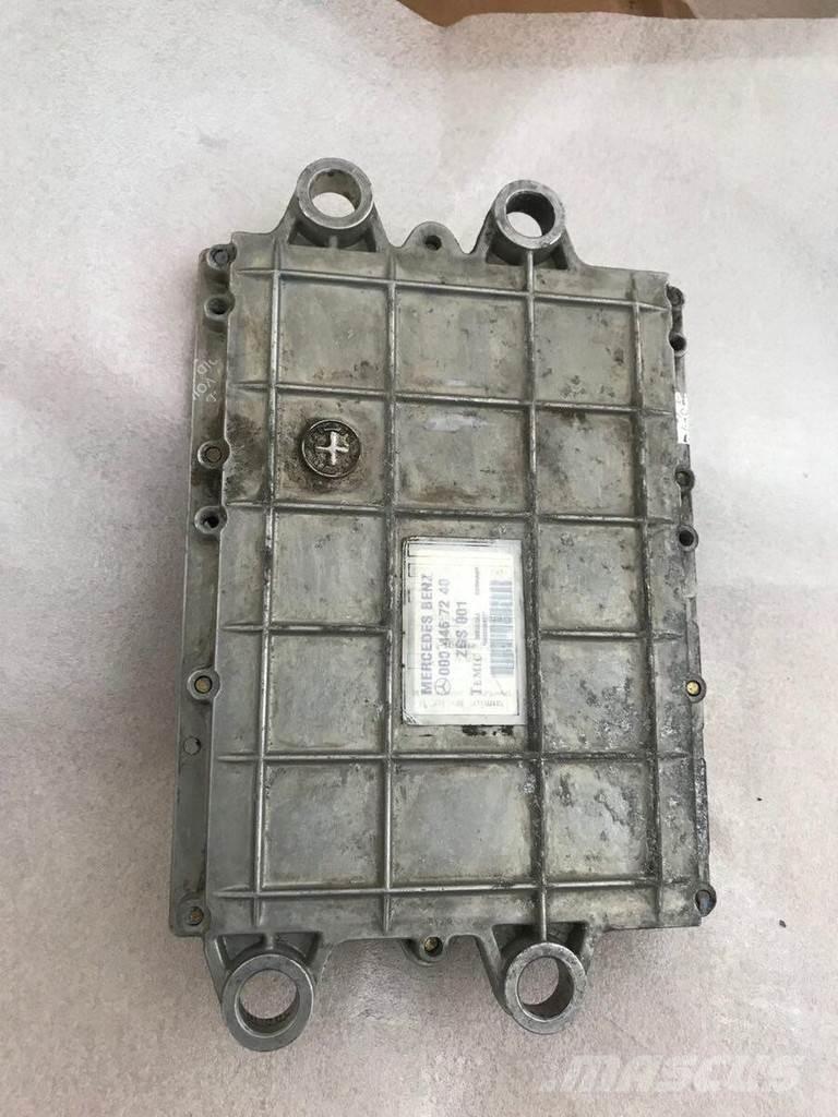 Mercedes-Benz ECU 電子機器
