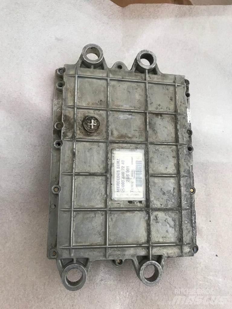 Mercedes-Benz ECU 電子機器