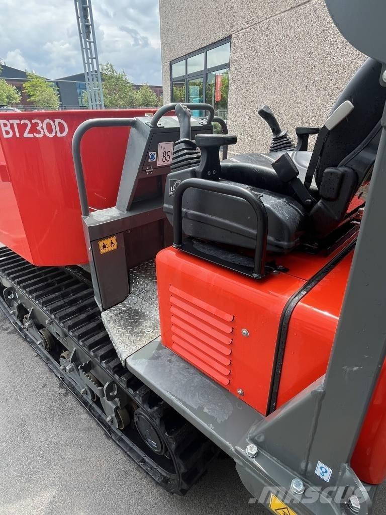 B-Track BT230D キャリアダンプ